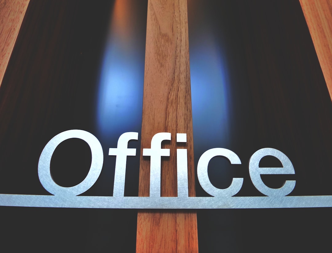 Virtual Office vs Registered Agent: What to Choose in 2026